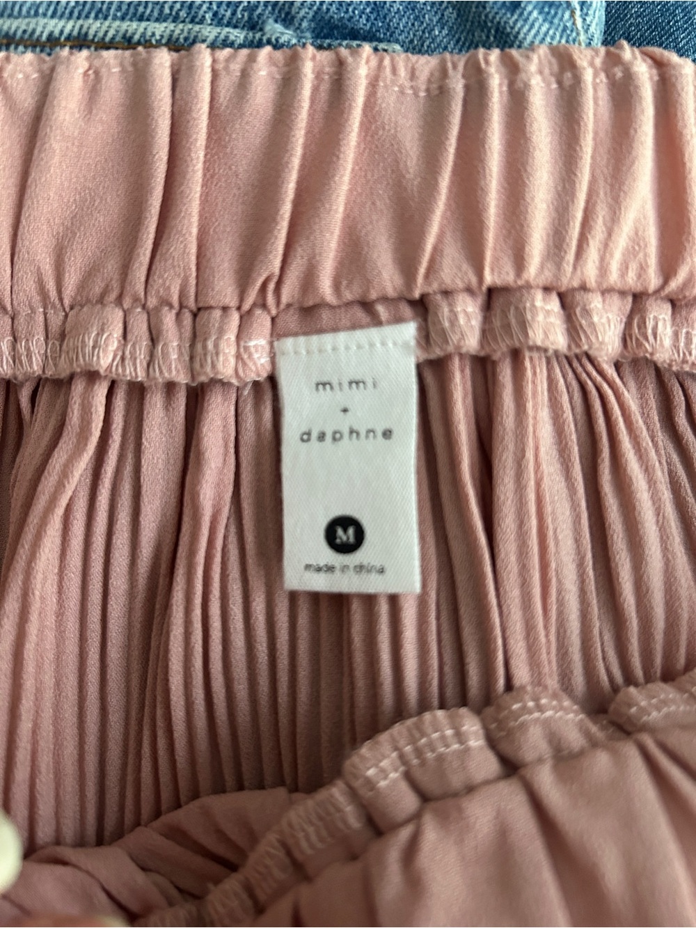 Elegant Pleated Maxi Skirt in Dusty Rose - Picture 4 of 4